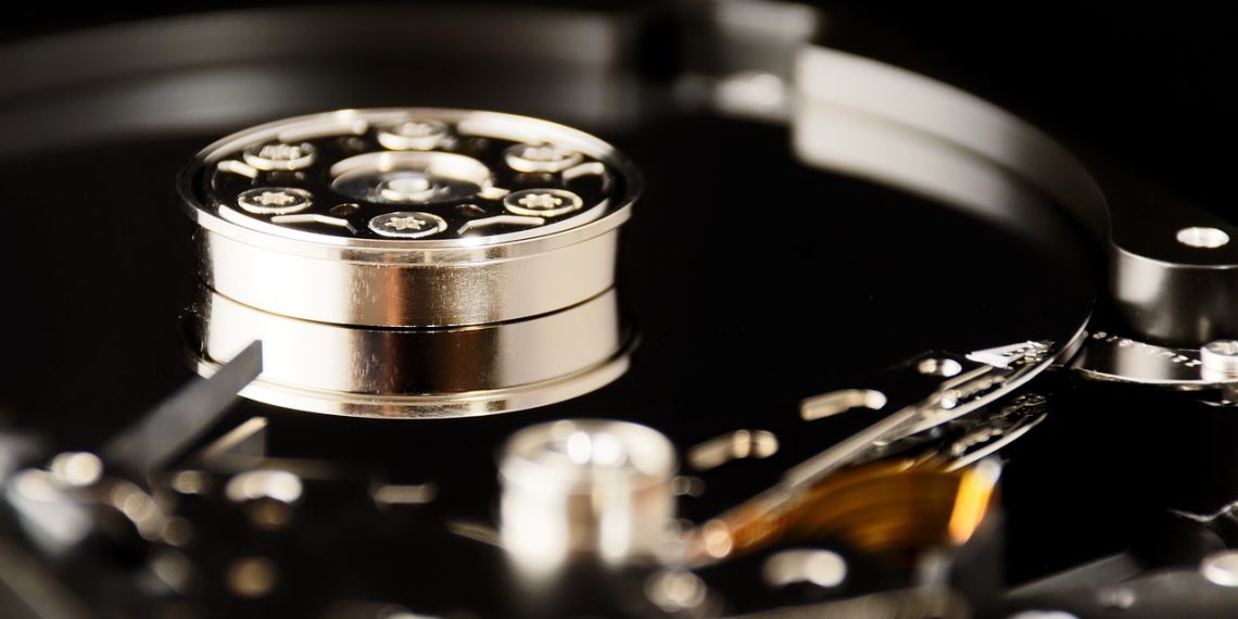 Reseller Hosting Paketlerinde SSD mi HDD mi? Hangisini Seçmeli? 1 Reseller Hosting Paketlerinde SSD mi HDD mi? Hangisini Seçmeli?